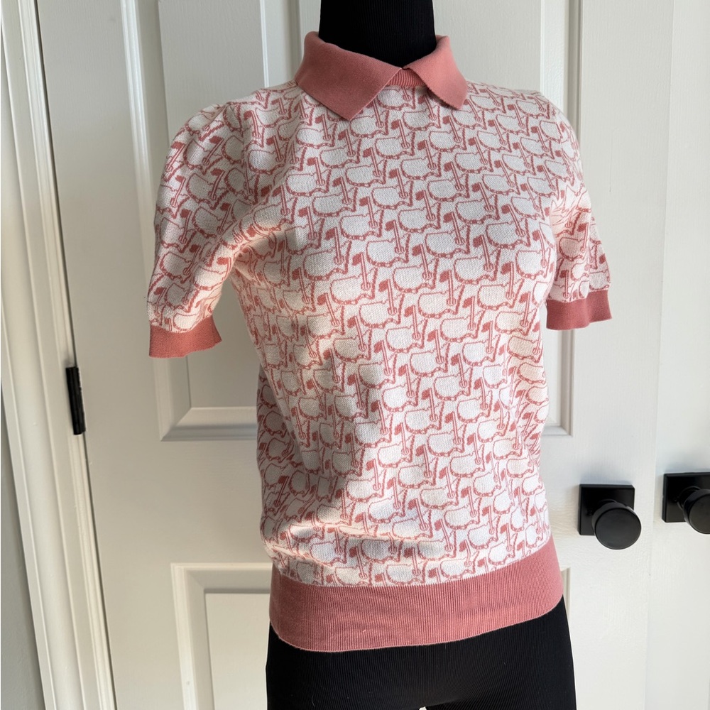 Master’s blush pink sweater with repeating logo - Picture 3 of 5